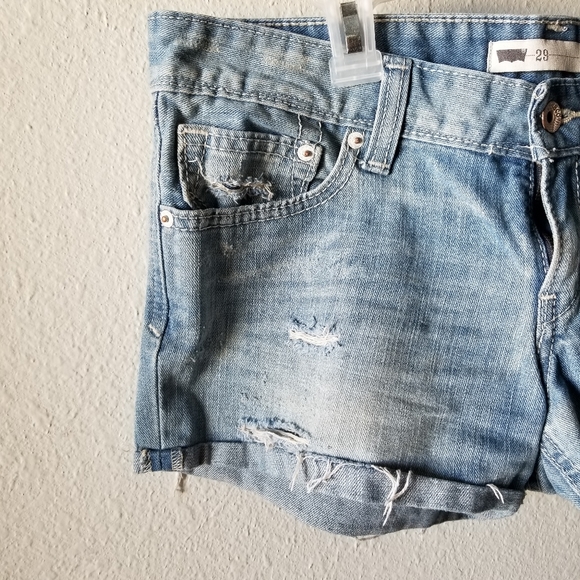 Levi's jean shorts - Picture 3 of 8